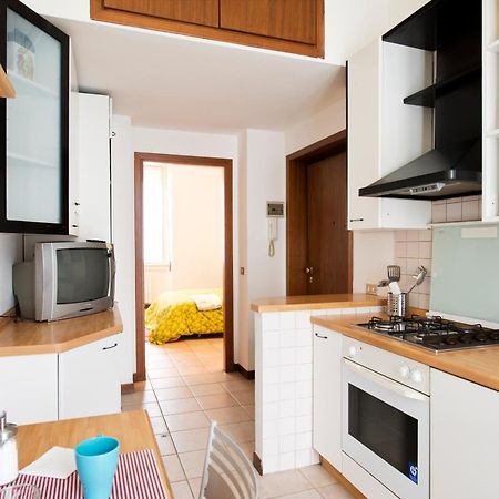 Milanofiere Flat Apartment Exterior foto